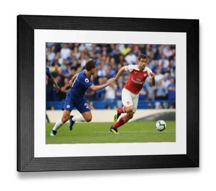 Framed Print : Clash of Titans: Sokratis vs. Azpilicueta - Chelsea vs. Arsenal, Premier League 2018-19 Framed Print : Clash of Titans: Sokratis vs. Azpilicueta - Chelsea vs. Arsenal, Premier League 2018-19