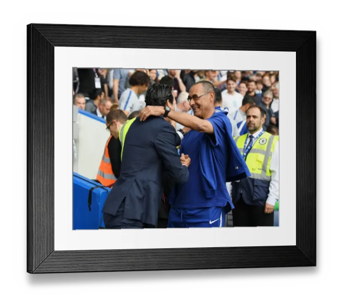 Framed Print : Emery and Sarri Embrace Before Chelsea vs. Arsenal Premier League Clash (2018-19) Framed Print : Emery and Sarri Embrace Before Chelsea vs. Arsenal Premier League Clash (2018-19)