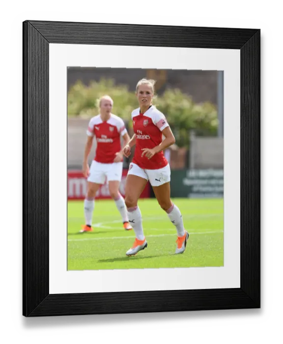 Framed Print : Arsenal's Lia Walti in Action: Arsenal Women vs West Ham United Women (2018-19)