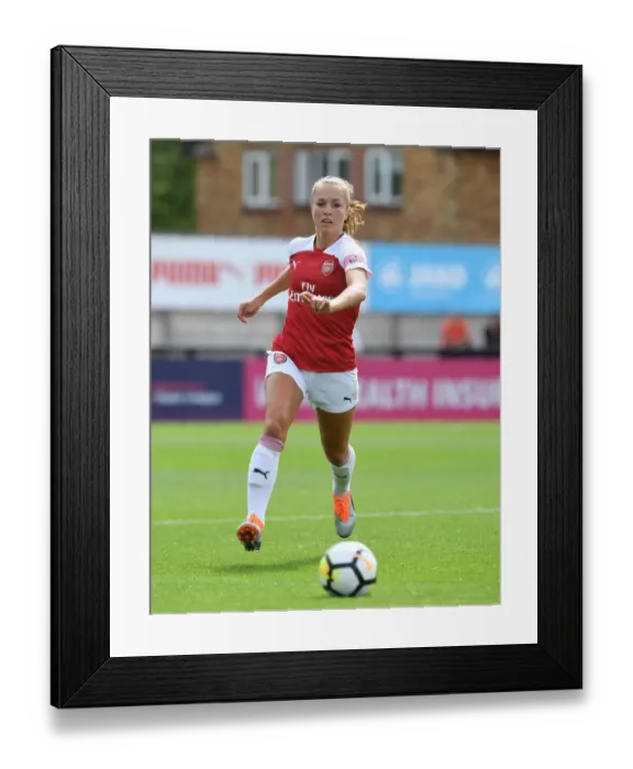 Framed Print : Arsenal's Lia Walti in Action: Arsenal Women vs West Ham United Women (2018-19) Framed Print : Arsenal's Lia Walti in Action: Arsenal Women vs West Ham United Women (2018-19)