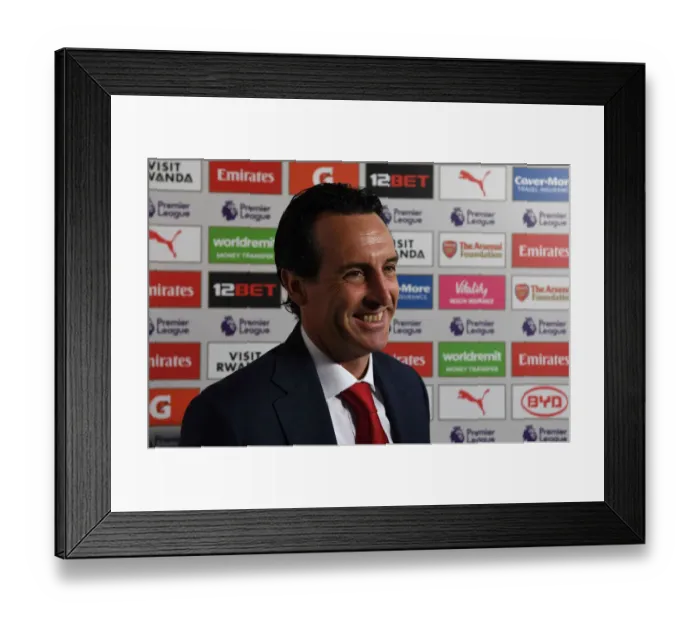 Framed Print : Unai Emery: Arsenal Coach Ahead of Arsenal vs West Ham United (2018-19) Framed Print : Unai Emery: Arsenal Coach Ahead of Arsenal vs West Ham United (2018-19)