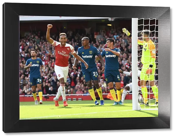 Arsenal's Aubameyang Scores Second Goal vs. West Ham United (2018-19)