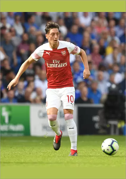 Mesut Ozil in Action: Arsenal vs. Cardiff City, 2018-19 Premier League