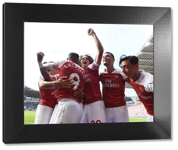Arsenal Celebrate Second Goal: Lacazette, Guendouzi, Xhaka, Ozil (Cardiff City vs Arsenal, 2018-19)