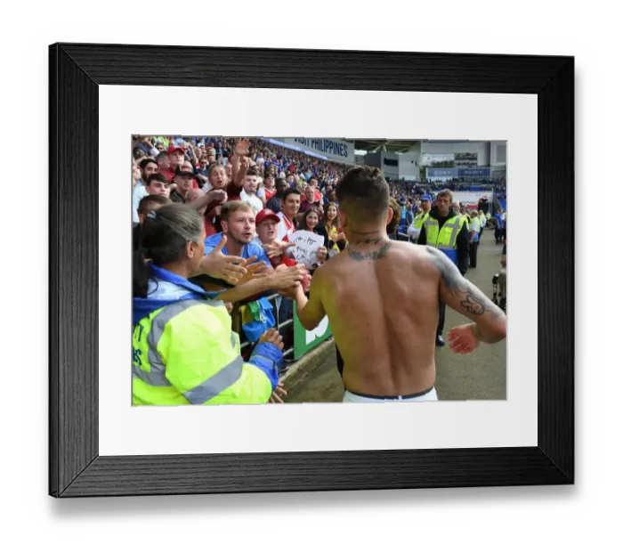 Framed Print : Lucas Torreira's Heartfelt Shirt Donation to Grateful Arsenal Fan after Cardiff Match Framed Print : Lucas Torreira's Heartfelt Shirt Donation to Grateful Arsenal Fan after Cardiff Match
