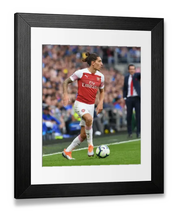 Framed Print : Hector Bellerin: In Action for Arsenal against Cardiff City, Premier League 2018-19