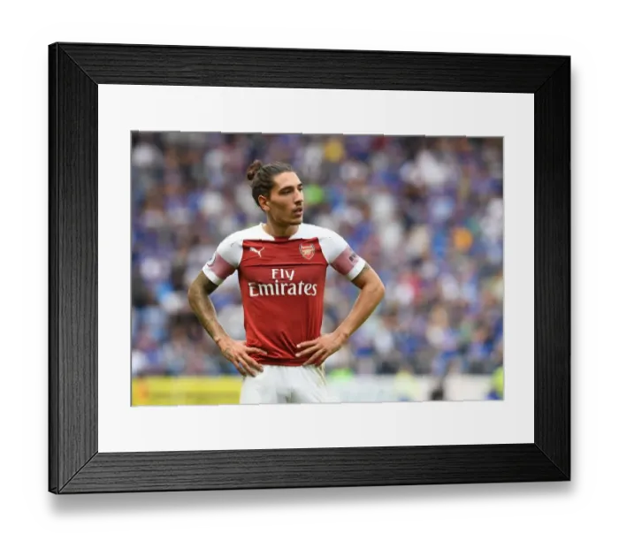 Framed Print : Hector Bellerin in Action: Arsenal vs. Cardiff City, Premier League 2018-19