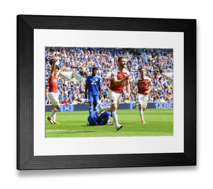 Framed Print : Shkodran Mustafi Scores for Arsenal Against Cardiff City, 2018-19 Premier League Framed Print : Shkodran Mustafi Scores for Arsenal Against Cardiff City, 2018-19 Premier League