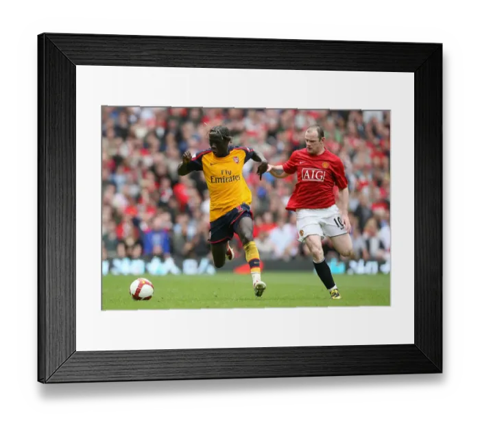 Framed Print : Head-to-Head: Sagna vs Rooney - The Battle of Old Trafford, 2009 Framed Print : Head-to-Head: Sagna vs Rooney - The Battle of Old Trafford, 2009