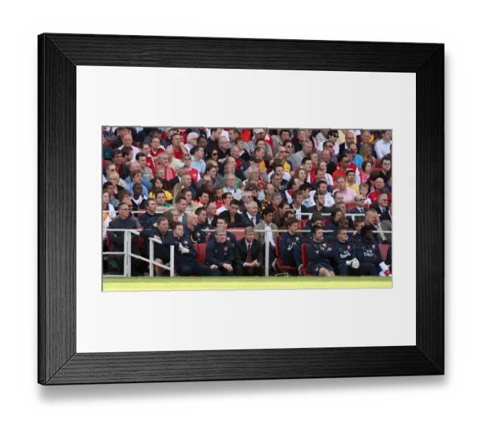 Framed Print : The Arsenal bench Framed Print : The Arsenal bench