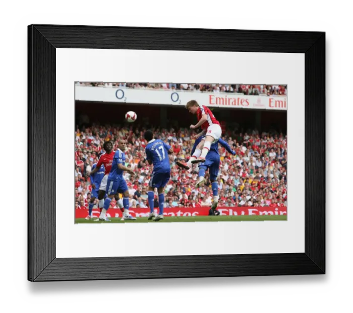 Framed Print : Nicklas Bendtner heads past Chelsea goalkeeper Petr Framed Print : Nicklas Bendtner heads past Chelsea goalkeeper Petr