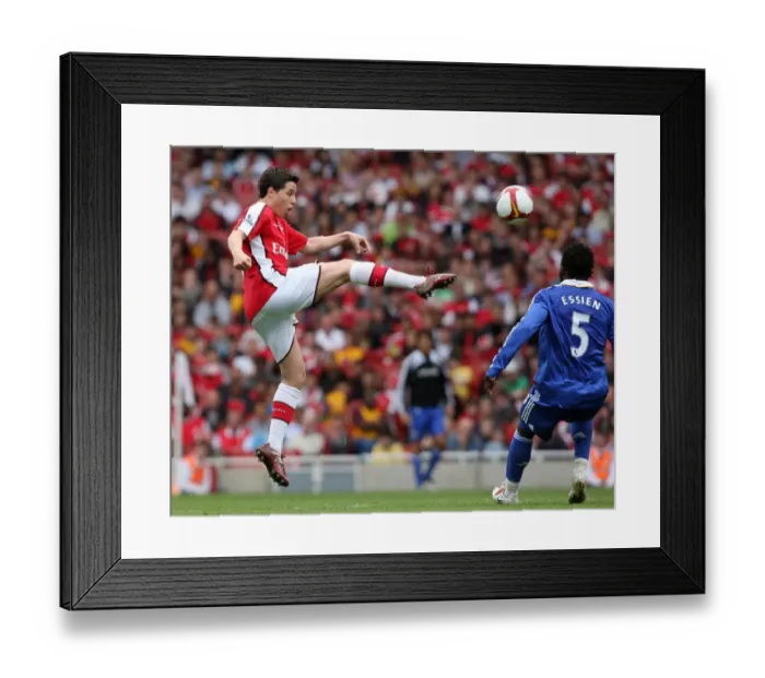 Framed Print : Samir Nasri (Arsenal) Michael Essien (Chelsea) Framed Print : Samir Nasri (Arsenal) Michael Essien (Chelsea)
