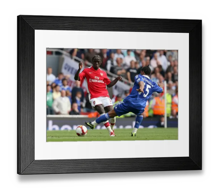 Framed Print : Arsenal vs. Chelsea Rivalry: Sagna vs. Malouda in a 1:4 Loss at Emirates Stadium, Barclays Premier League, 10 / 5 / 09