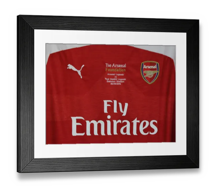Framed Print : Arsenal Legends vs Real Madrid Legends: A Clash of Football Greats (2018-19)