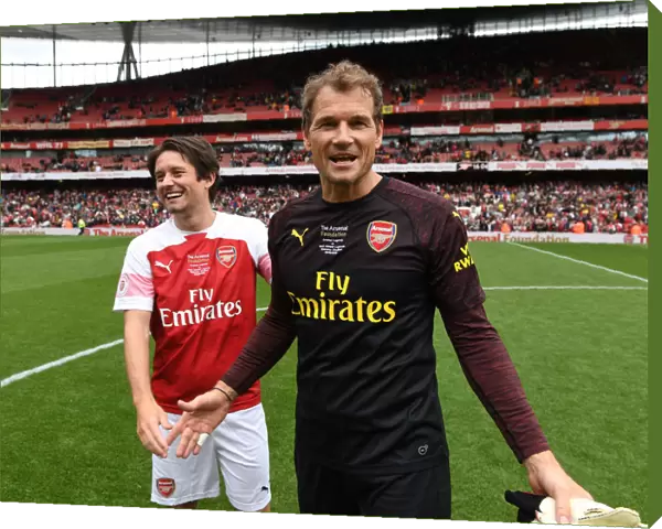 Arsenal Legends: Rosicky and Lehmann Reunited - A Nostalgic Encounter at Emirates Stadium