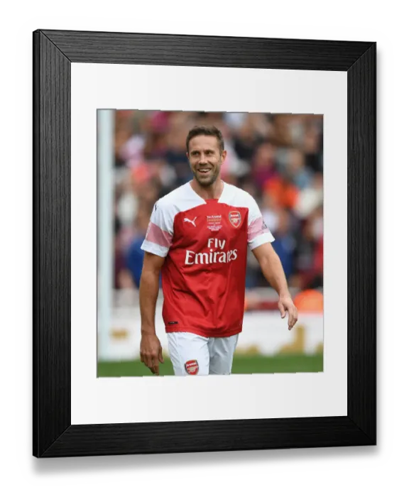 Framed Print : Matthew Upson in Action: Arsenal Legends vs Real Madrid Legends (2018-19)