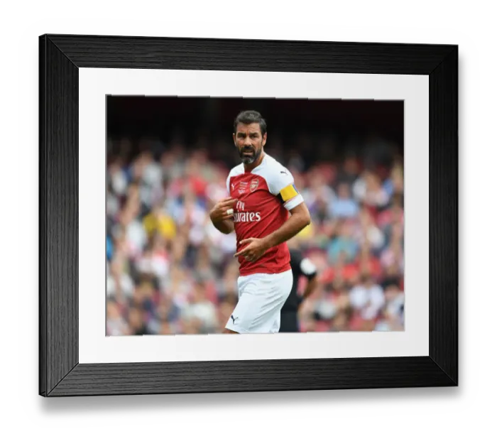 Framed Print : Robert Pires Reunites with Football Legends: Arsenal vs Real Madrid Framed Print : Robert Pires Reunites with Football Legends: Arsenal vs Real Madrid