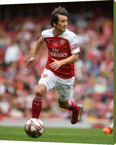 Arsenal Legends vs Real Madrid Legends: Rosicky's Glorious Performance at the Emirates