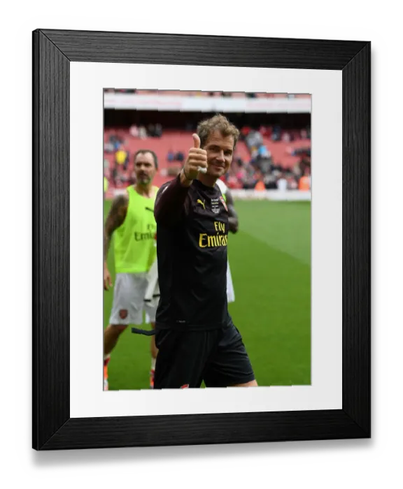 Framed Print : Jens Lehmann Reflects: Arsenal Legends vs Real Madrid Legends at Emirates Stadium (2018-19) Framed Print : Jens Lehmann Reflects: Arsenal Legends vs Real Madrid Legends at Emirates Stadium (2018-19)
