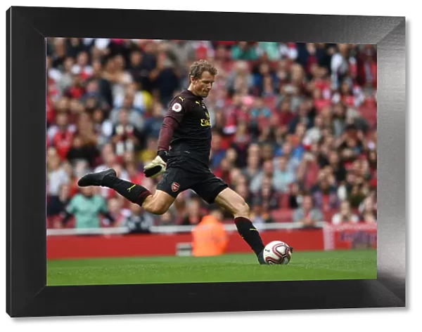 Jens Lehmann's Thrilling Penalty: Arsenal Legends vs Real Madrid Legends (2018-19)