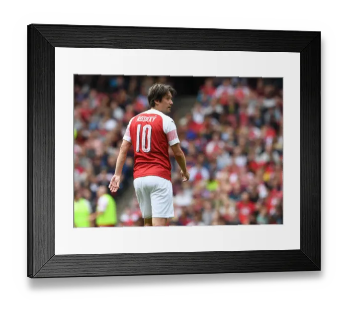 Framed Print : Arsenal Legends vs Real Madrid Legends: Rosicky's Glorious Performance at Emirates Stadium
