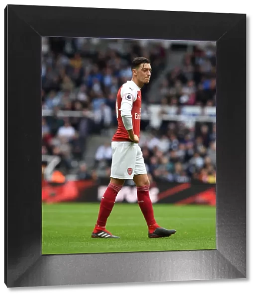 Mesut Ozil in Action: Newcastle United vs. Arsenal FC, Premier League 2018-19