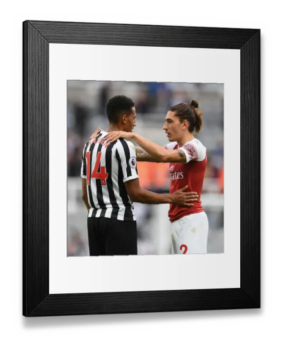 Framed Print : Sportsmanship Shines: Bellerin and Hayden's Heartwarming Post-Match Chat Amidst Newcastle-Arsenal Rivalry (2018-19) Framed Print : Sportsmanship Shines: Bellerin and Hayden's Heartwarming Post-Match Chat Amidst Newcastle-Arsenal Rivalry (2018-19)