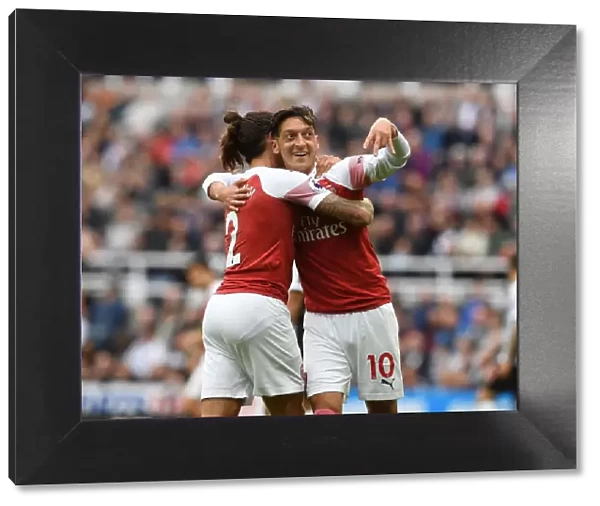 Mesut Ozil and Hector Bellerin Celebrate Arsenal's Winning Goals vs Newcastle United (2018-19)