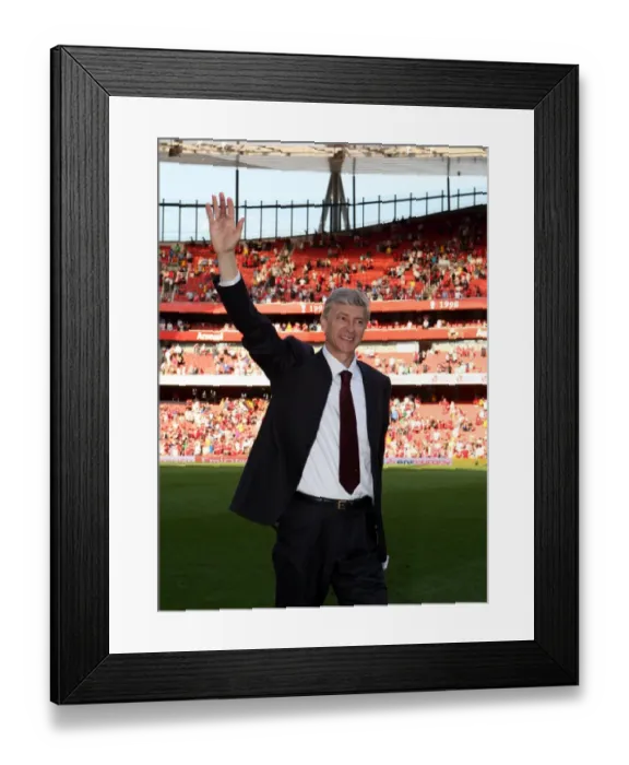 Framed Print : Arsene Wenger's Triumph: Arsenal's 4-1 Victory over Stoke City in the Premier League Framed Print : Arsene Wenger's Triumph: Arsenal's 4-1 Victory over Stoke City in the Premier League