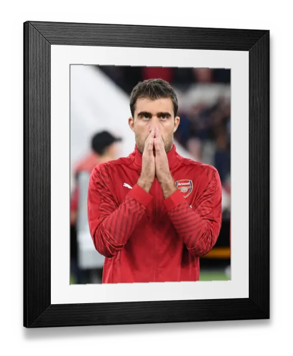 Framed Print : Sokratis Gears Up: Arsenal vs Vorskla Poltava, UEFA Europa League 2018-19