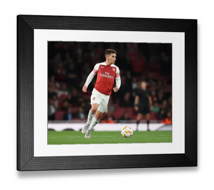 Framed Print : Lucas Torreira in Action: Arsenal vs Vorskla Poltava, UEFA Europa League 2018-19 Framed Print : Lucas Torreira in Action: Arsenal vs Vorskla Poltava, UEFA Europa League 2018-19