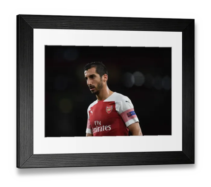 Framed Print : Henrikh Mkhitaryan in Action for Arsenal against Vorskla Poltava, UEFA Europa League 2018-19