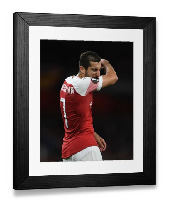 Framed Print : Arsenal's Mkhitaryan Shines in UEFA Europa League Match against Vorskla Poltava