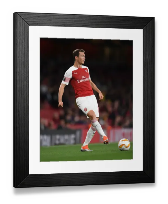 Framed Print : Stephan Lichtsteiner in Action: Arsenal vs Vorskla Poltava, UEFA Europa League 2018-19