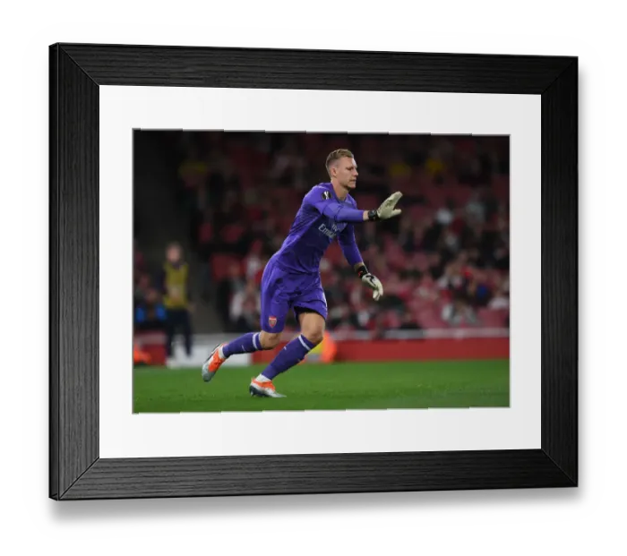Framed Print : Arsenal's Bernd Leno in Action against Vorskla Poltava in the Europa League