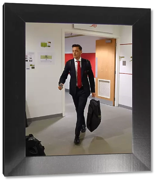 Mesut Ozil in the Arsenal Home Changing Room before Arsenal vs Everton, Premier League 2018-19