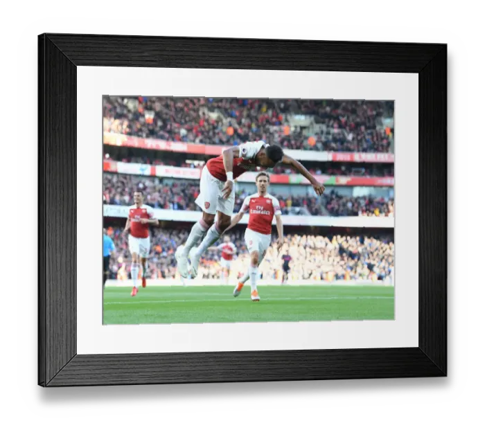 Framed Print : Arsenal's Aubameyang Scores Brace: Arsenal Victorious over Everton (2018-19)