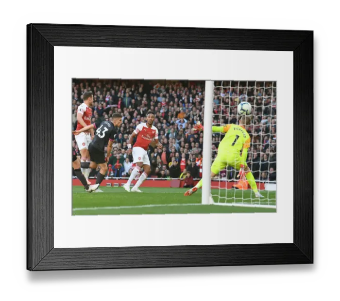 Framed Print : Aubameyang Scores Brace: Arsenal vs. Everton, Premier League 2018-19 Framed Print : Aubameyang Scores Brace: Arsenal vs. Everton, Premier League 2018-19