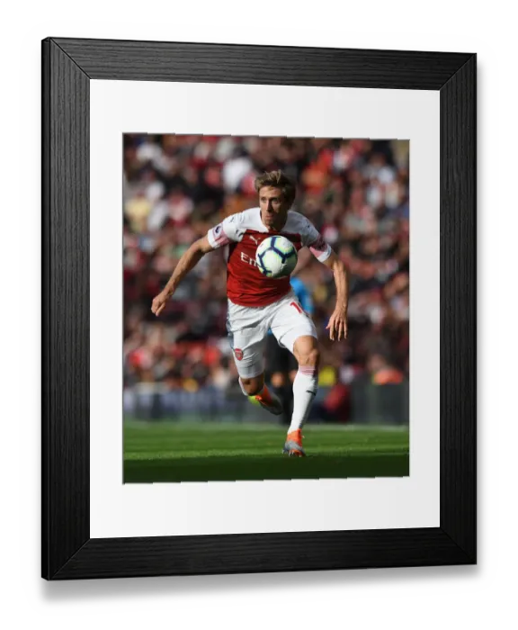 Framed Print : Nacho Monreal in Action: Arsenal vs. Everton, Premier League 2018-19 Framed Print : Nacho Monreal in Action: Arsenal vs. Everton, Premier League 2018-19