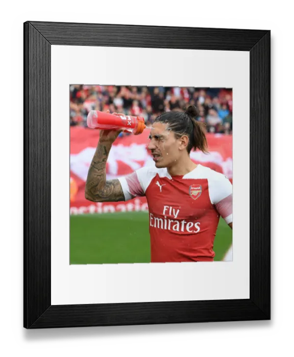 Framed Print : Hector Bellerin: Arsenal's Focused Defender Readies for Arsenal vs. Everton Showdown