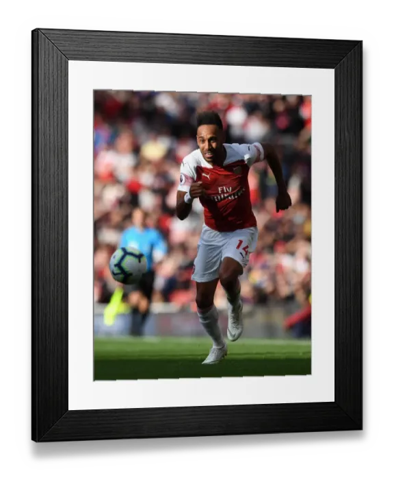 Framed Print : Pierre-Emerick Aubameyang (Arsenal). Arsenal 2: 0 Everton. Premier League. Emirates Stadium