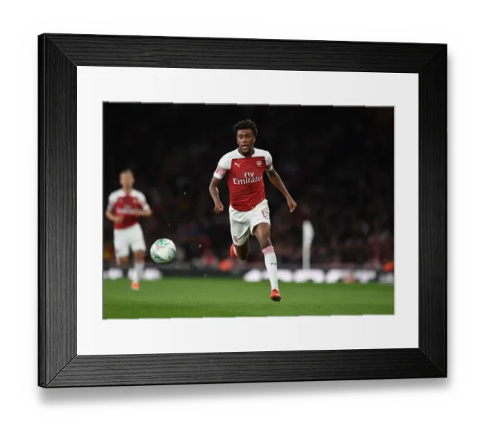 Framed Print : Alex Iwobi in Action: Arsenal vs Brentford, Carabao Cup 2018-19 Framed Print : Alex Iwobi in Action: Arsenal vs Brentford, Carabao Cup 2018-19