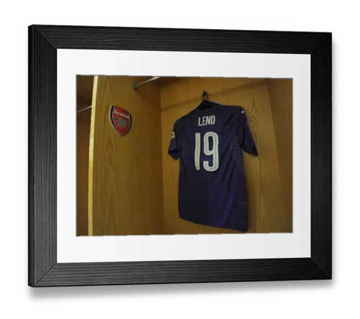 Framed Print : Arsenal's Bernd Leno in the Changing Room before Arsenal v Brentford - Carabao Cup 2018-19 Framed Print : Arsenal's Bernd Leno in the Changing Room before Arsenal v Brentford - Carabao Cup 2018-19