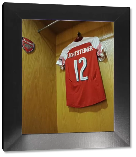 Arsenal in the Changing Room: Stephan Lichtsteiner Before Arsenal v Brentford - Carabao Cup 2018-19