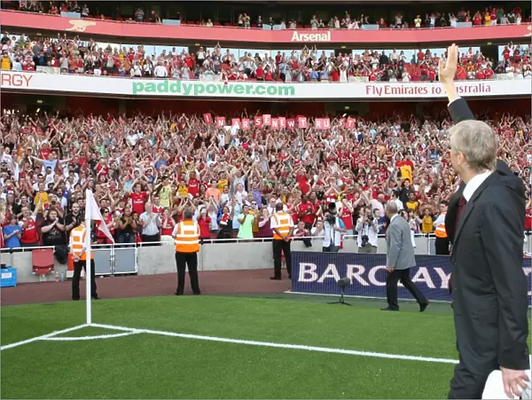 Arsene Wenger Celebrates Arsenal's Victory: 4-1 Over Stoke City, Barclays Premier League, 2009