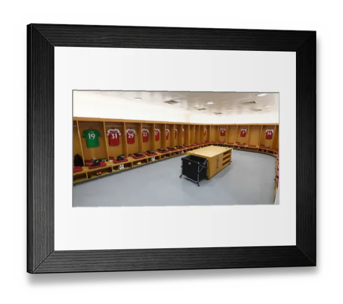 Framed Print : Behind the Scenes: Arsenal Players Pre-Match Preparation at Emirates Stadium (Arsenal vs. Watford, 2018) Framed Print : Behind the Scenes: Arsenal Players Pre-Match Preparation at Emirates Stadium (Arsenal vs. Watford, 2018)