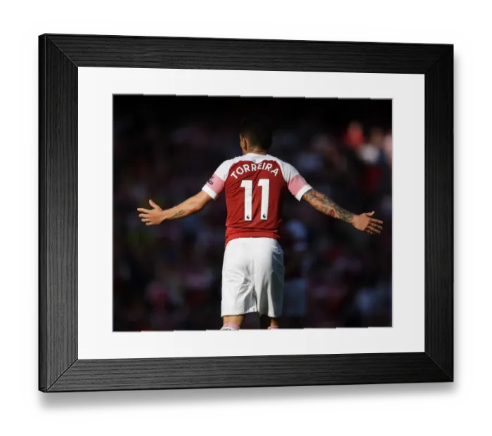 Framed Print : Lucas Torreira in Action: Arsenal vs. Watford, Premier League 2018-19