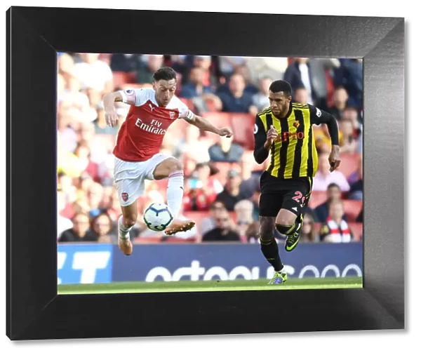 Mesut Ozil's Masterful Moves: Outsmarting Etienne Capoue in Arsenal's Premier League Victory (September 2018)