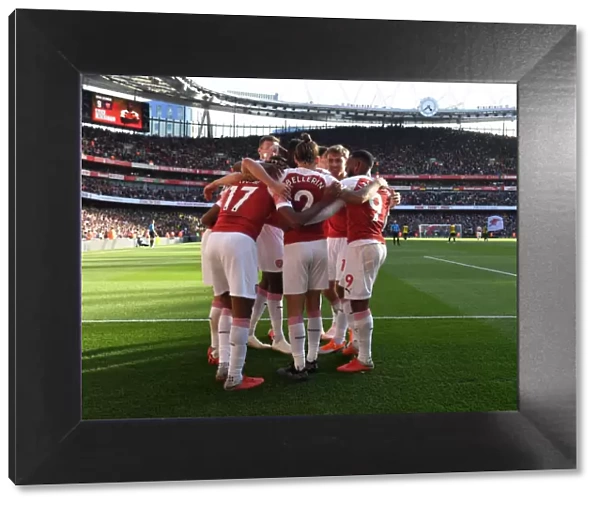 Arsenal Celebrates First Goal: Ozil, Lacazette, Bellerin (2018-19)