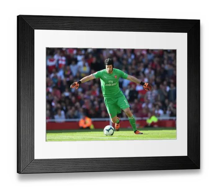 Framed Print : Arsenal's Petr Cech in Action: Arsenal vs. Watford (2018-19) Framed Print : Arsenal's Petr Cech in Action: Arsenal vs. Watford (2018-19)